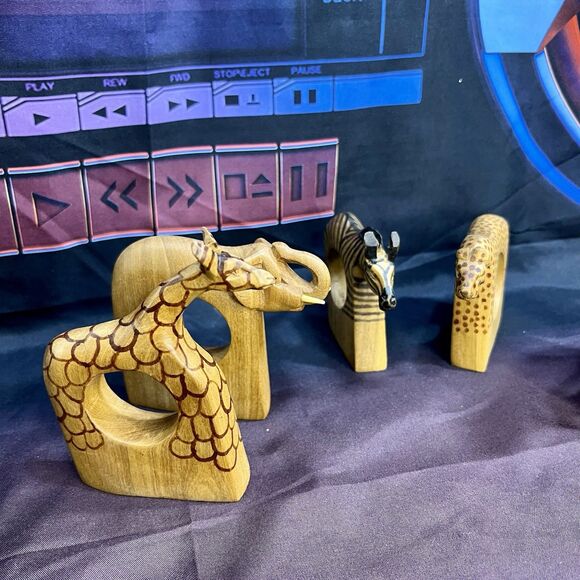 Vintage Hand Carved Wood African Safari Napkin Ring Holders 5pc - Picture 2 of 9